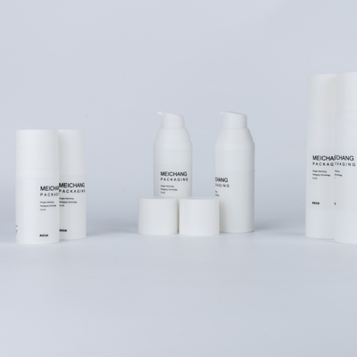 PP Material Airless Lotion Pump Bottle for Body Lotion 15ML 30ML 50ML White Round 0.25ML
